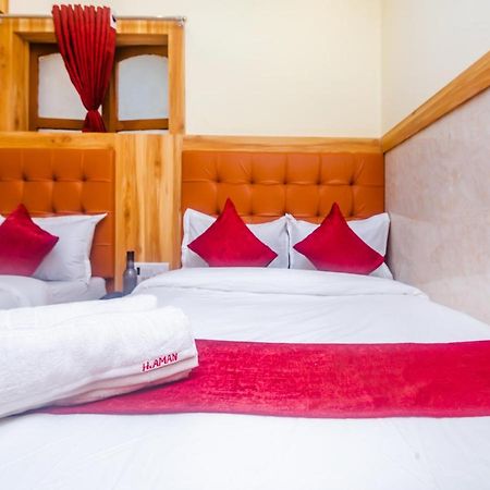 Aman Hotel Near Cst Мумбай Екстериор снимка
