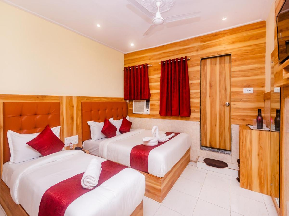 Aman Hotel Near Cst Мумбай Екстериор снимка