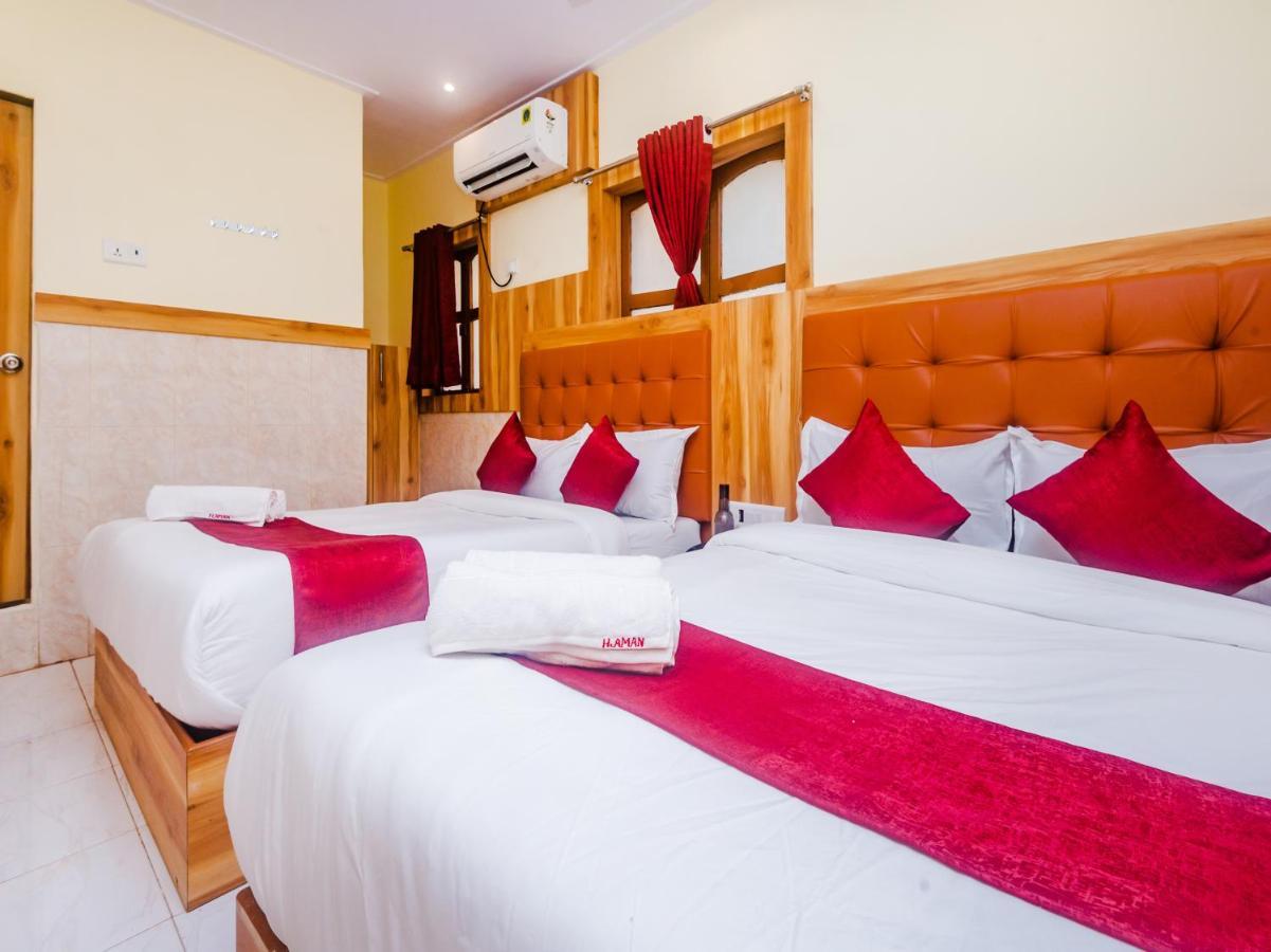 Aman Hotel Near Cst Мумбай Екстериор снимка