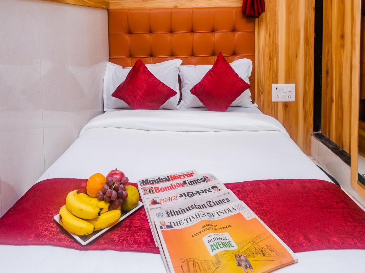 Aman Hotel Near Cst Мумбай Екстериор снимка