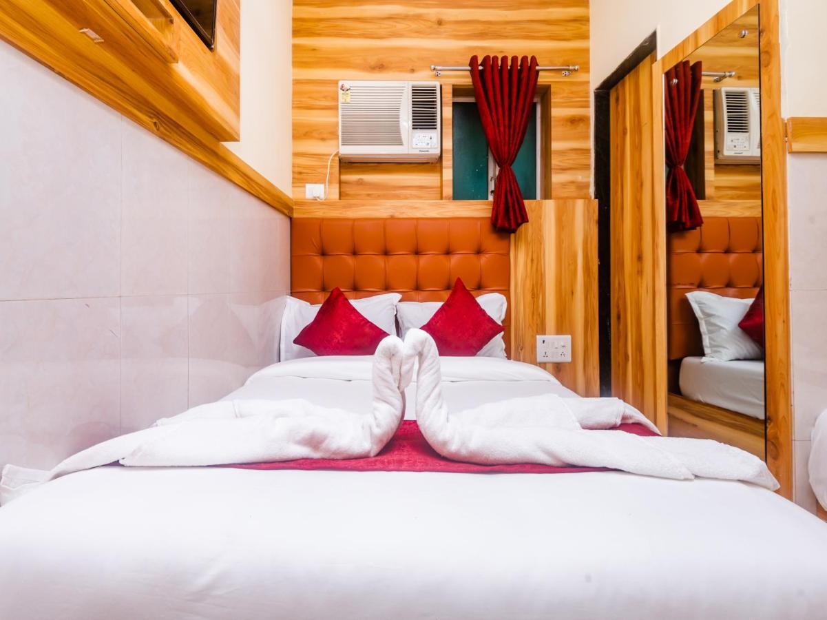 Aman Hotel Near Cst Мумбай Екстериор снимка