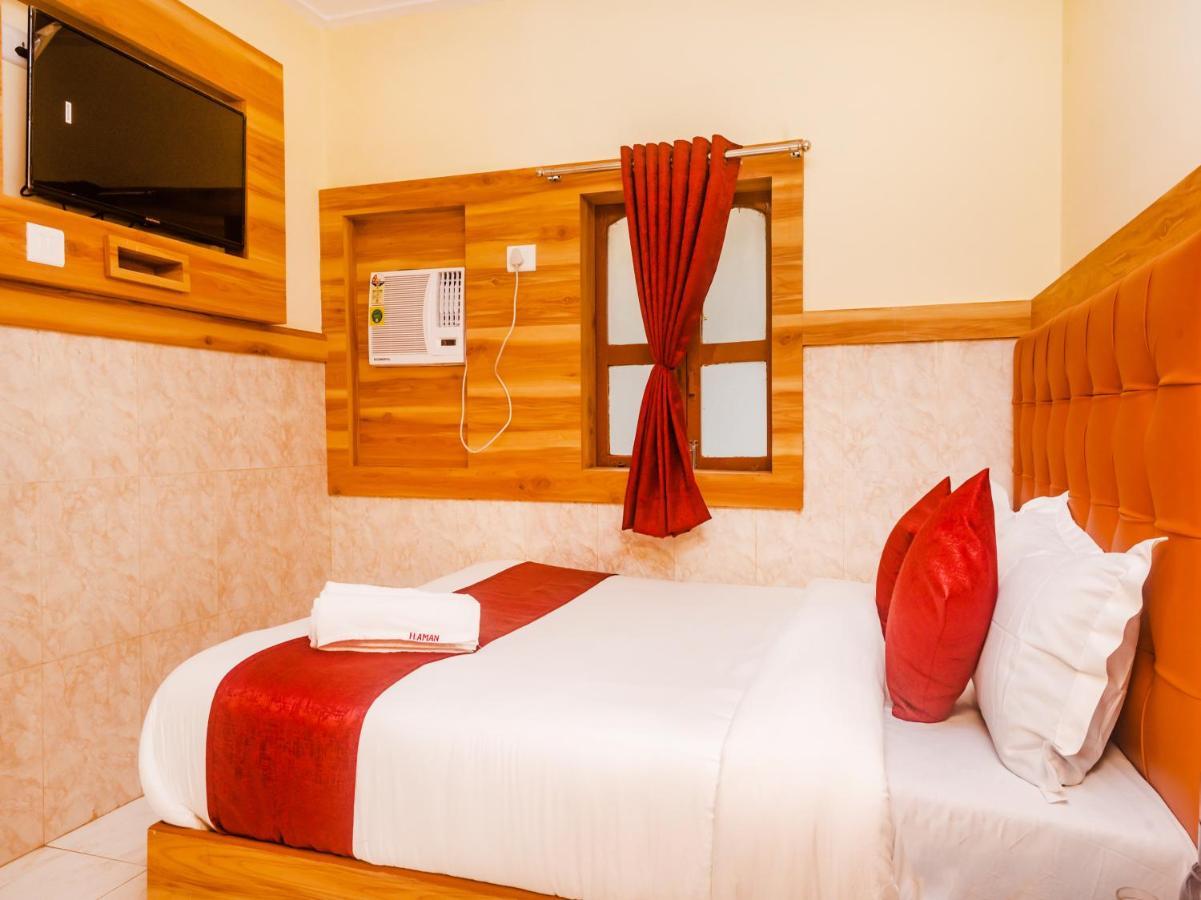 Aman Hotel Near Cst Мумбай Екстериор снимка