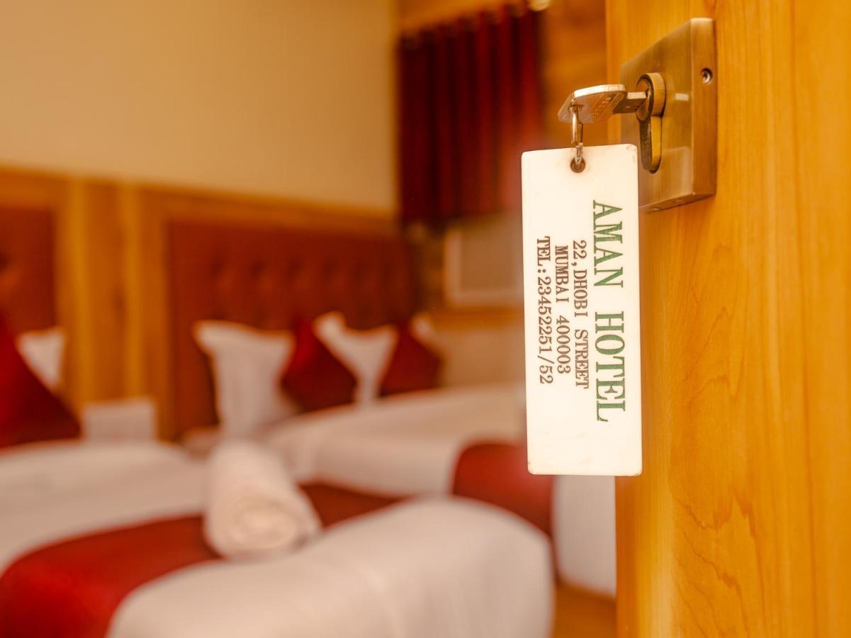 Aman Hotel Near Cst Мумбай Екстериор снимка